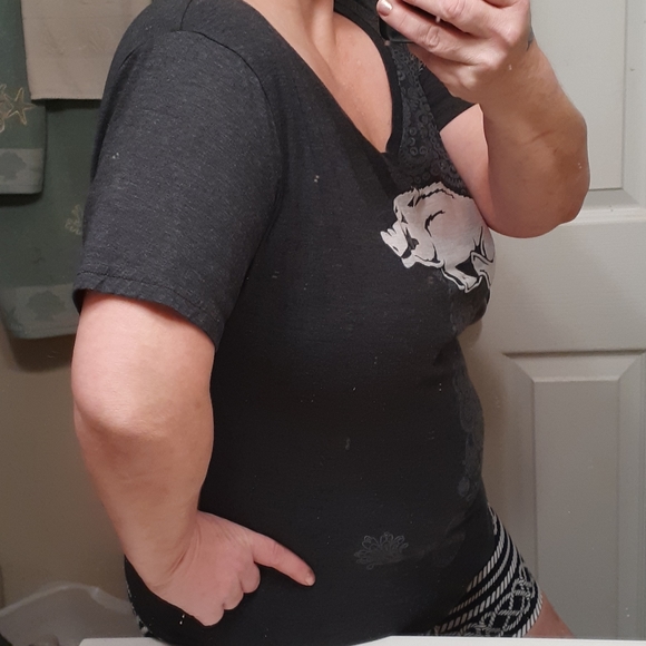 Razorback T - Picture 2 of 3